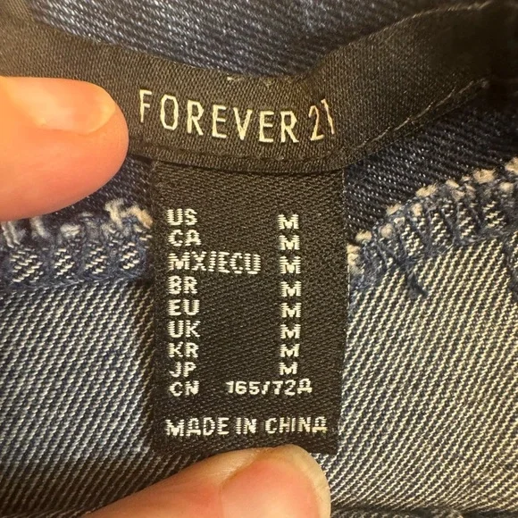 Y2K VINTAGE FOREVER 21 Women’s SZ M Pleated Denim Blue Jean Mini Skirt Festival - Picture 12 of 13